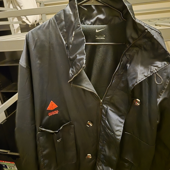 Nike Other - Nike Black Raincoat with Red Accents